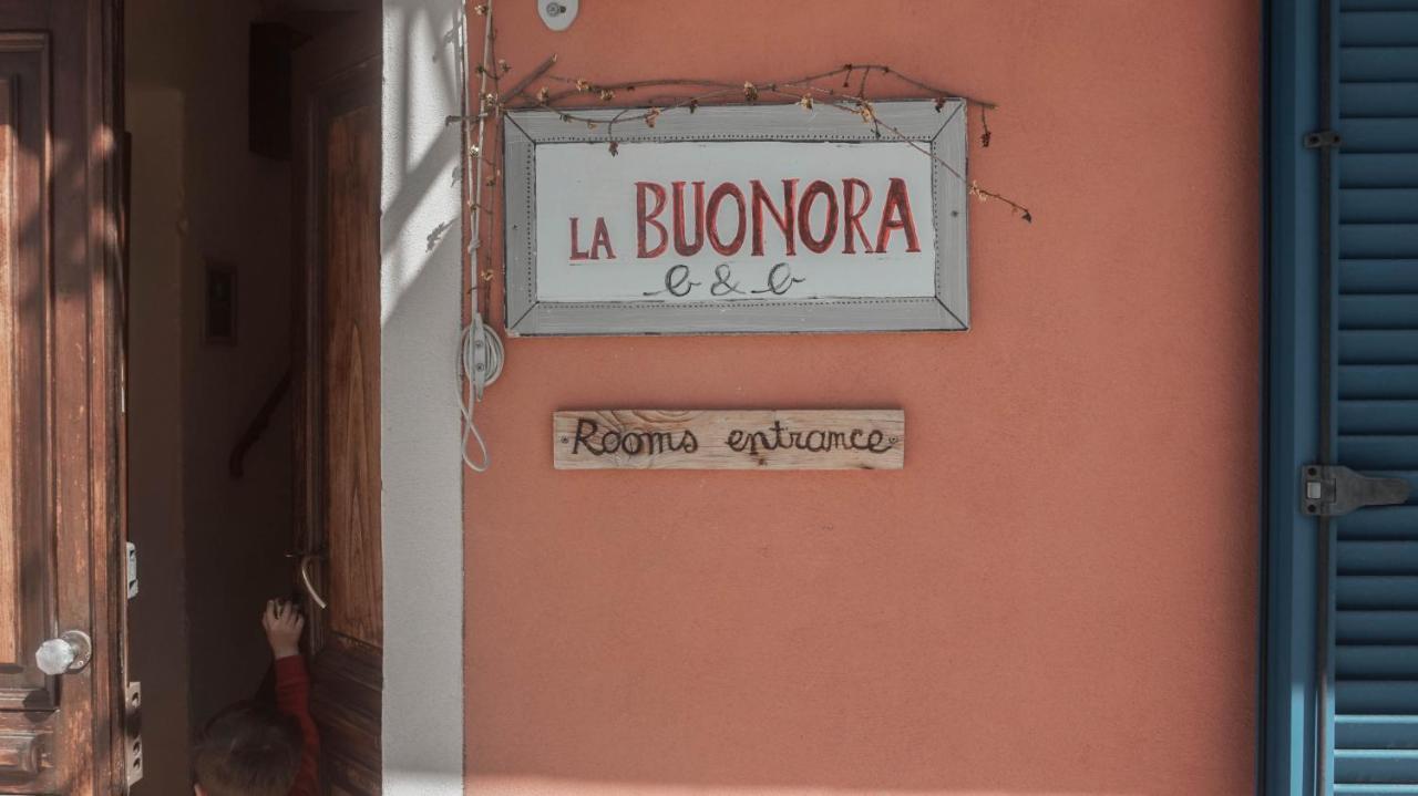 B&B La Buonora シーニオ エクステリア 写真